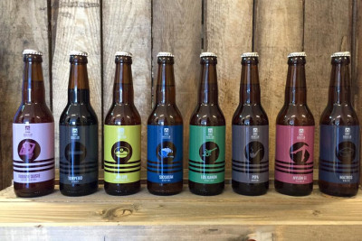 Åtte egenproduserte øltyper serveres hos Horten Mikrobryggeri. Foto: Horten Mikrobryggeri.