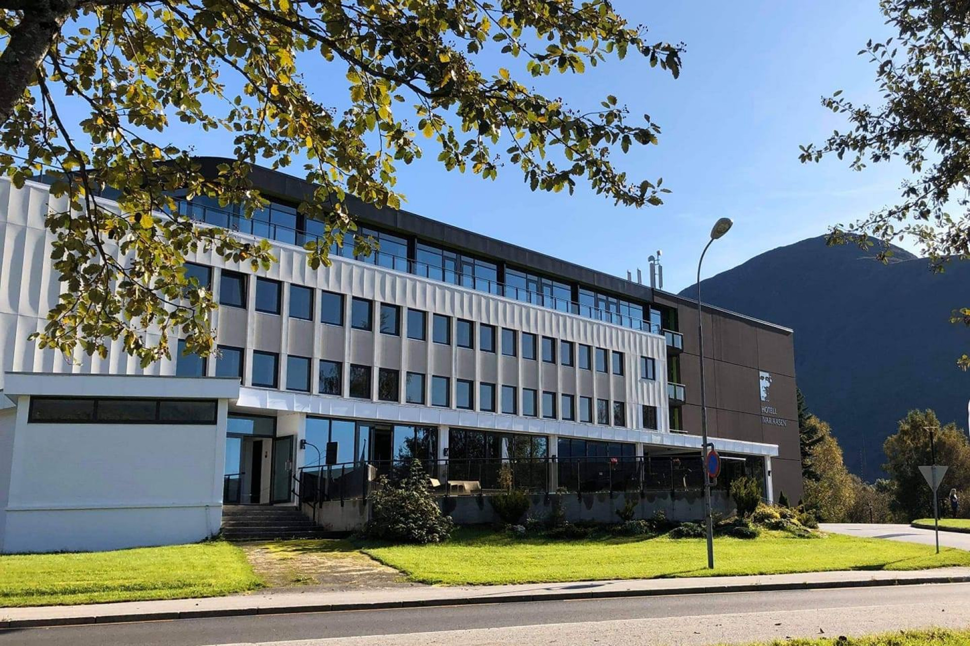 Havila Hotel Ivar Asen i Ørsta. Foto: Havila Hotel Ivar Aasen.