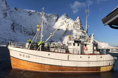 Fisketur ut fra Reine under Lofotfisket. Foto: Aqua Lofoten Coast Adventure.