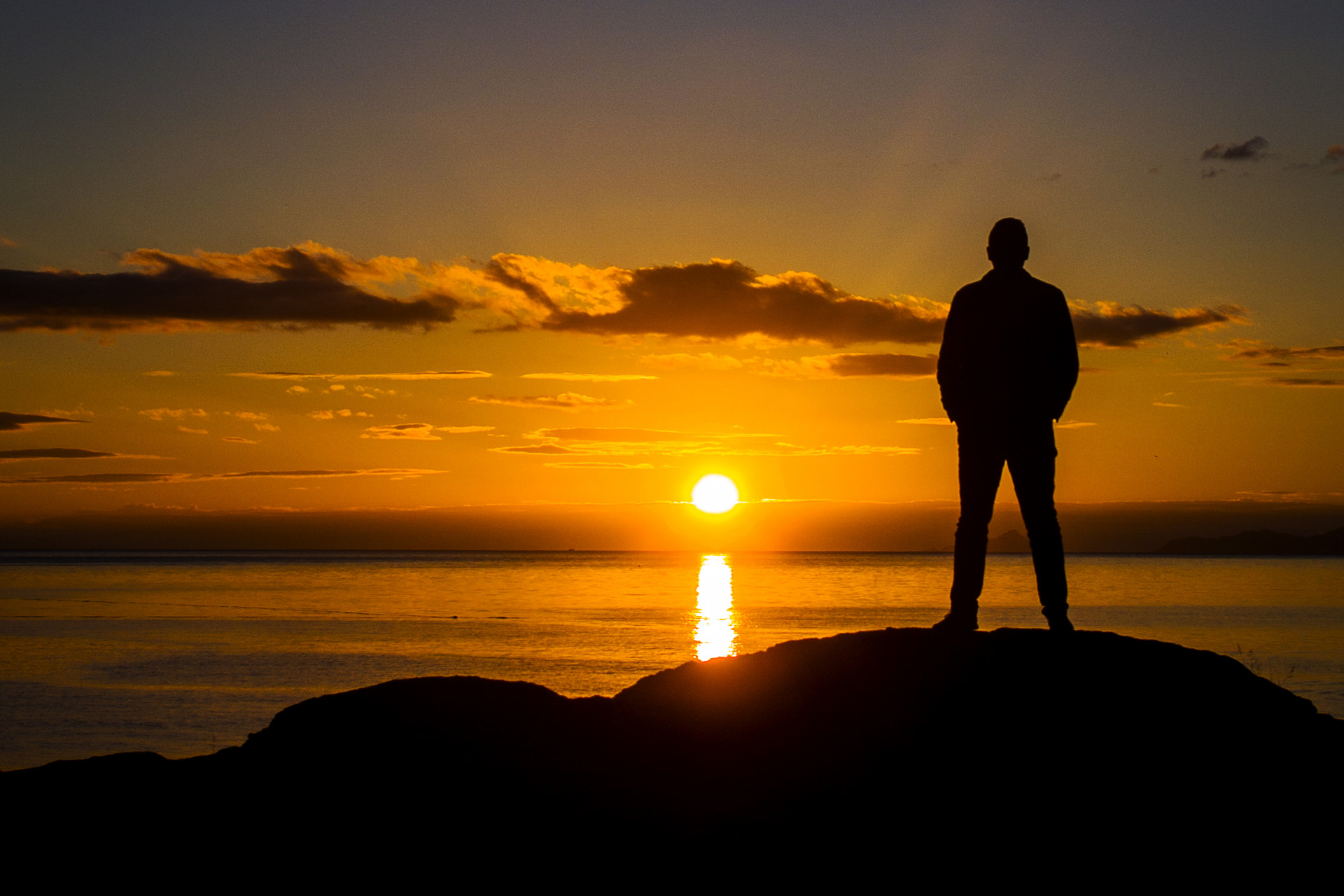 Midnattsol i Brenna. Foto: Morten Pettersen.