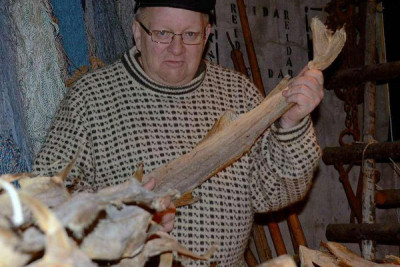 Kalle Mentzen forteller om tørrfiskens historie. Foto: Full Steam.