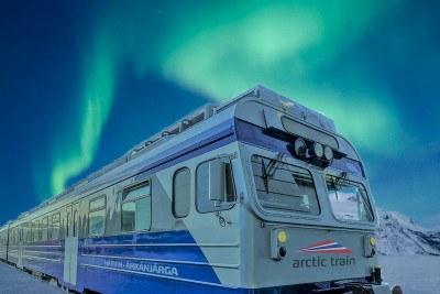 Egne nordlysturer i høysesongen. Foto: Arctic Train.