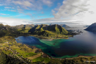 Sydalen, Rystad, Kleppstadheia og Gimsøystraumen. Foto: Stian Aasegg.